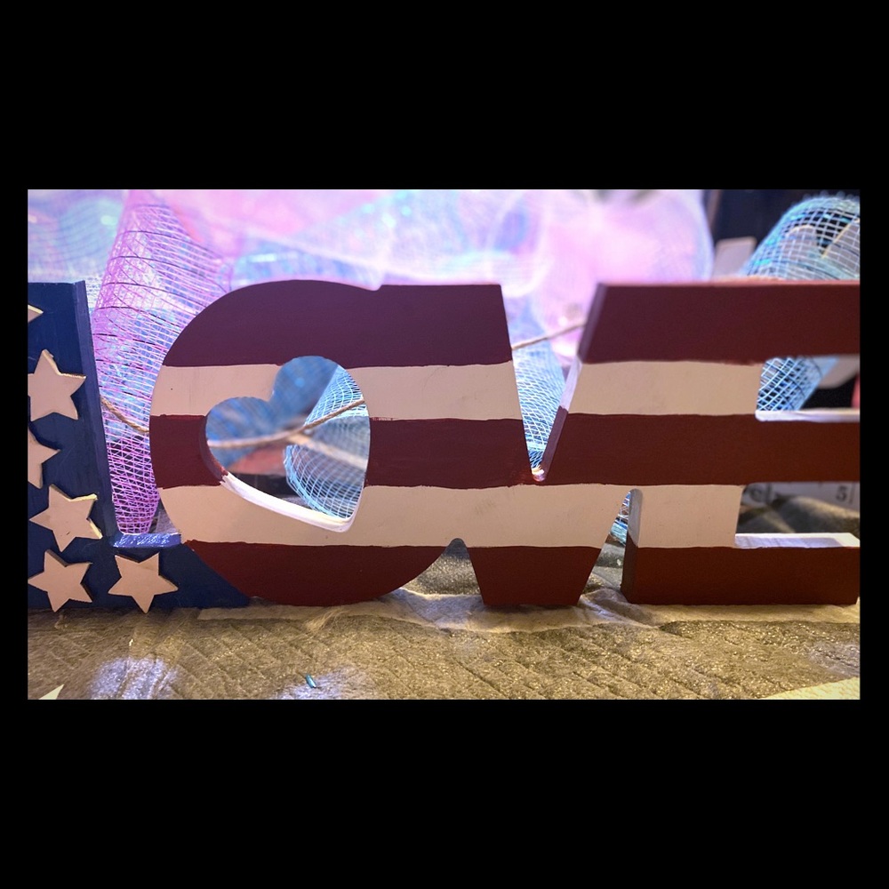 Patriotic Love Sign
